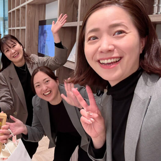Nさん スタッフの集合写真