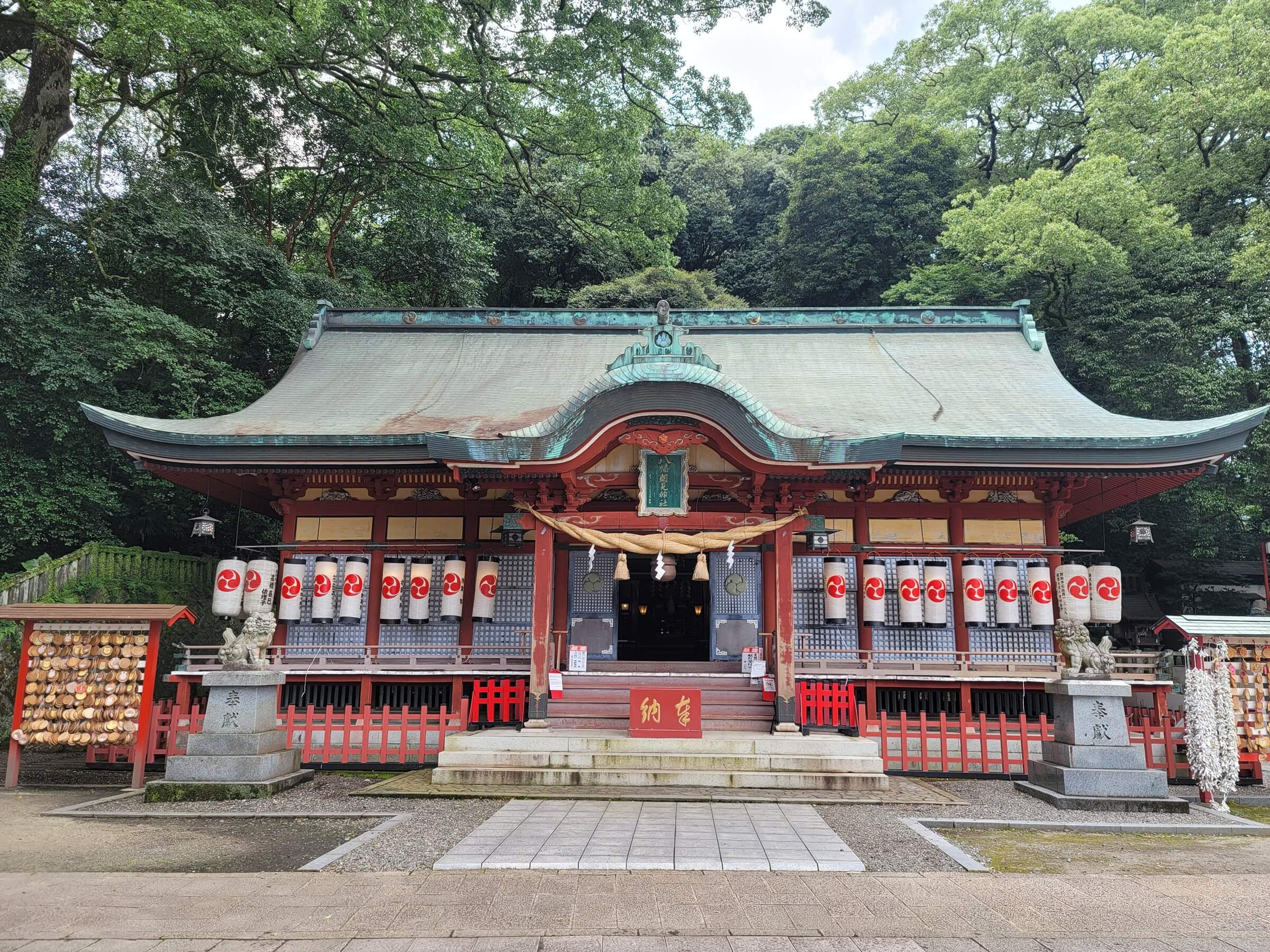 八幡朝見神社